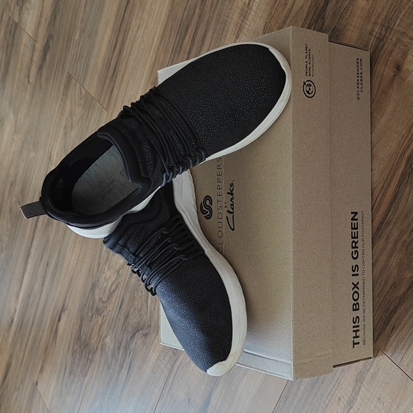 Cloudsteppers by Clarks Shoes - EUC Clark's Metallic Black slip-on sneakers